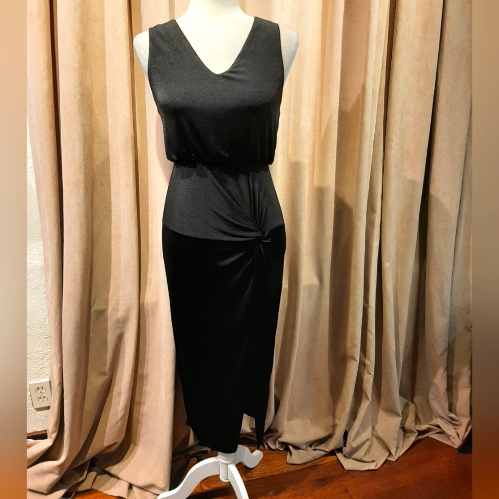 Gilli black dress